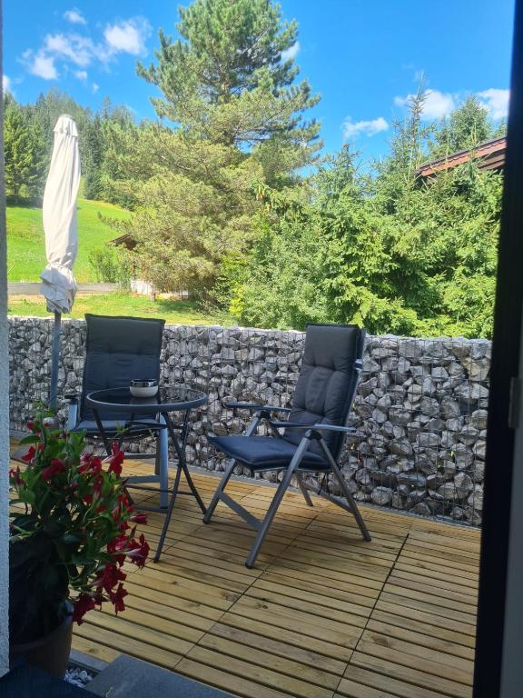 Terrasse mit Bergblick